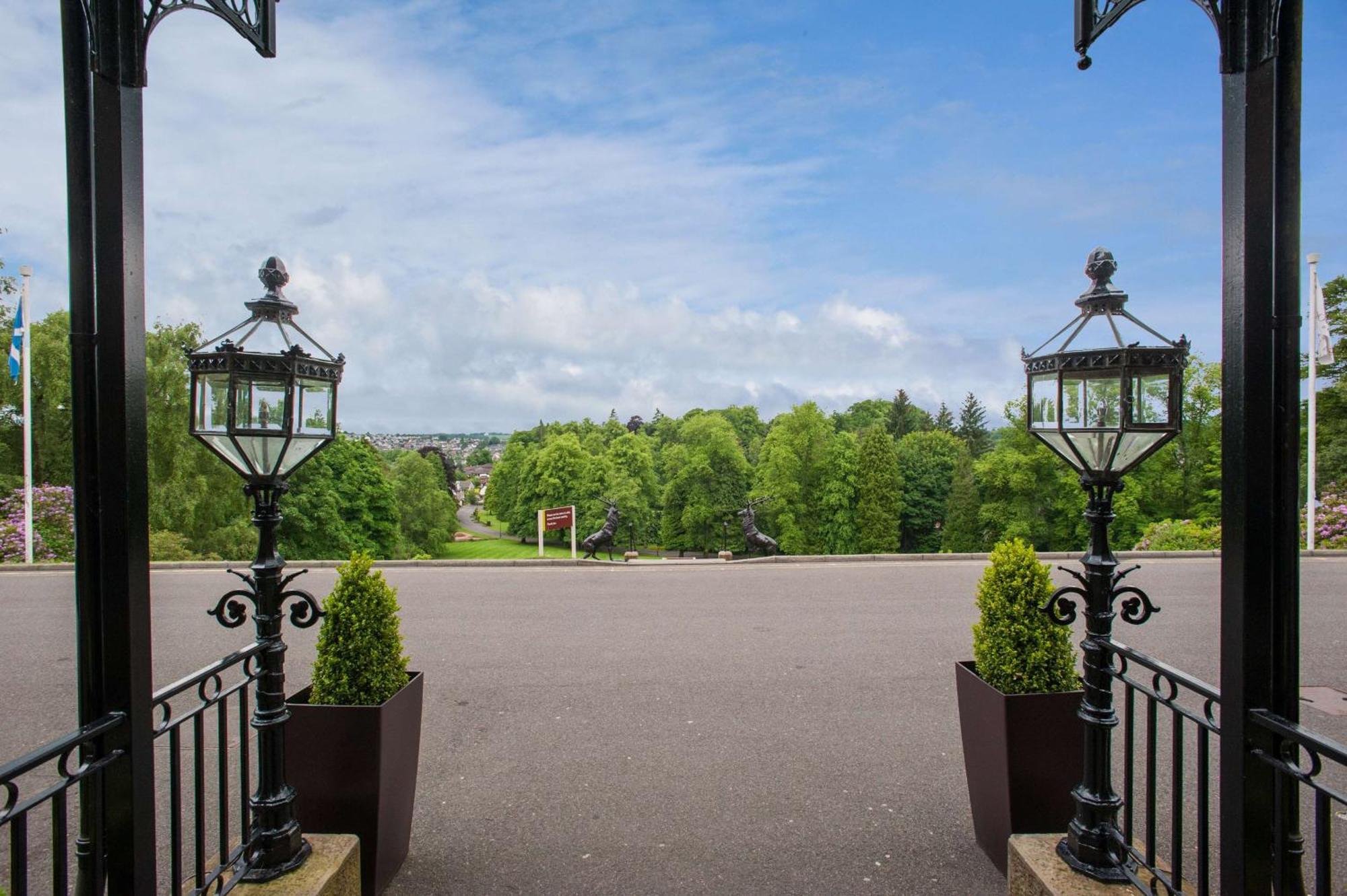 Doubletree By Hilton Dunblane Hydro Hotel Exterior photo