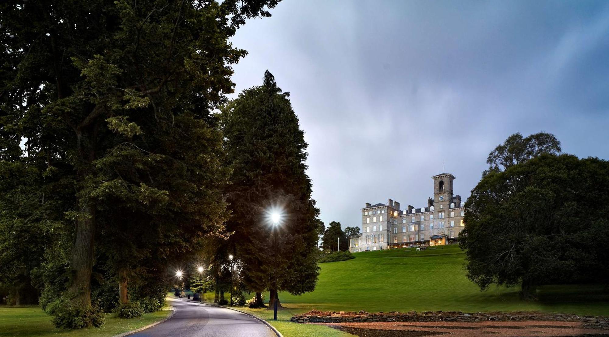 Doubletree By Hilton Dunblane Hydro Hotel Exterior photo