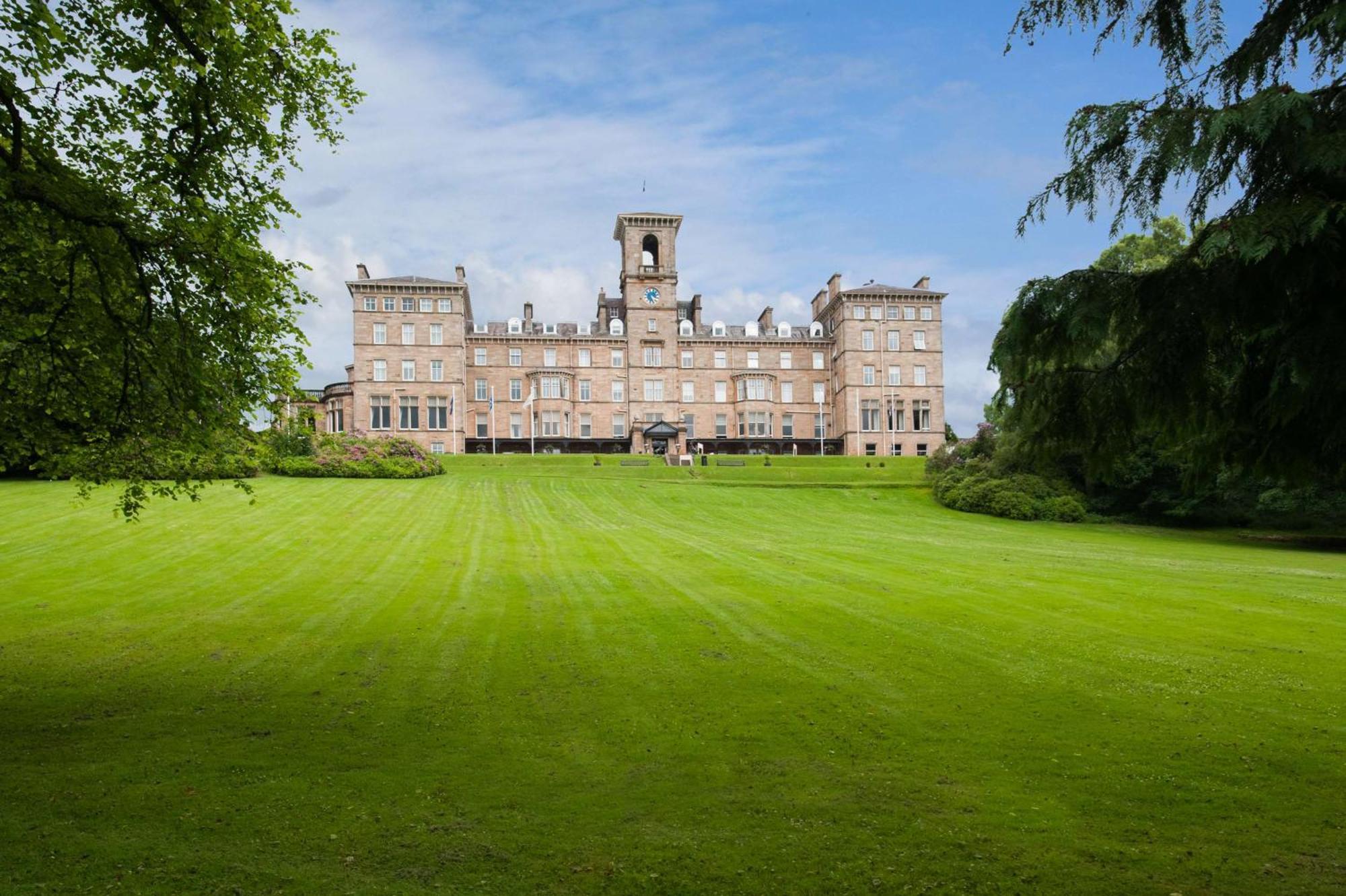 Doubletree By Hilton Dunblane Hydro Hotel Exterior photo